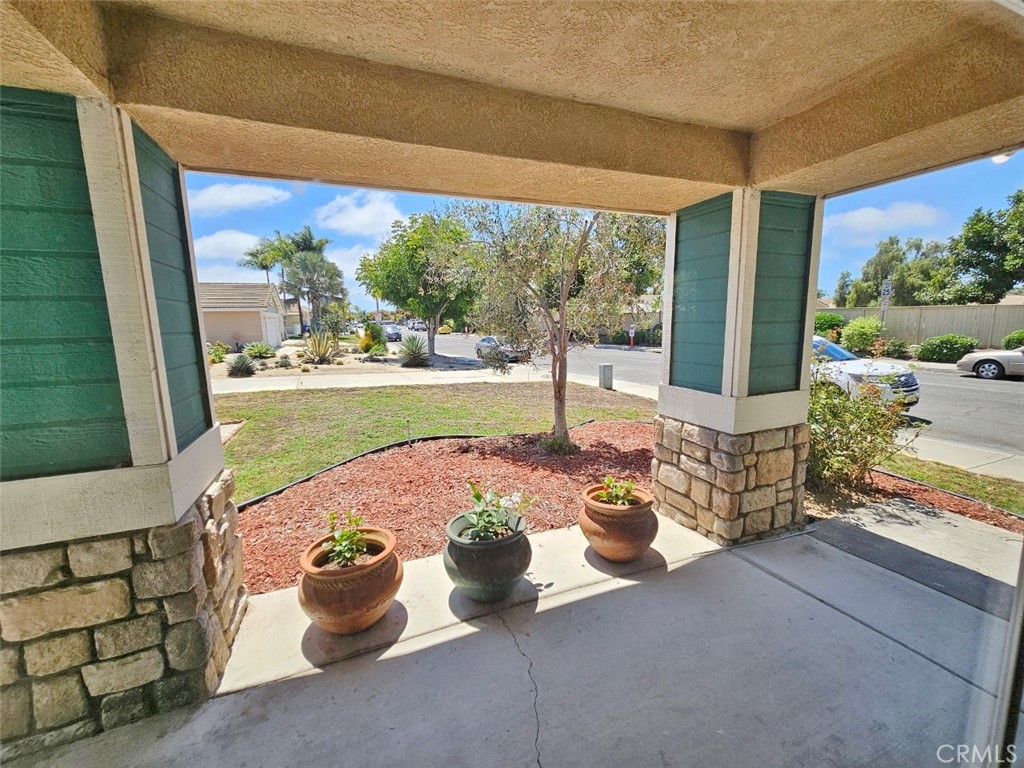 101 Playa Del Rey Avenue Oceanside, CA 92058 - Photo 5 of 50