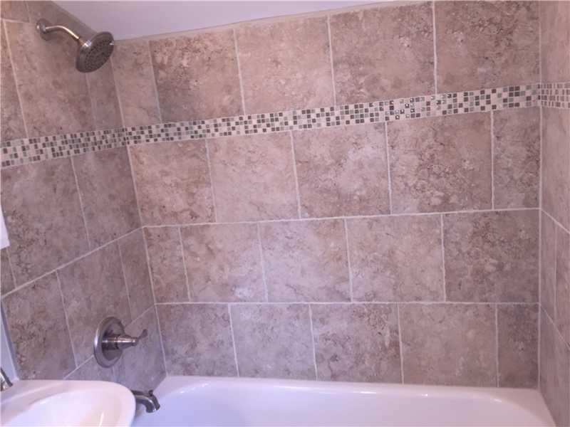 418 Edith Street Pittsburgh, PA 15211 - Photo 19 of 22 Full Bath.
