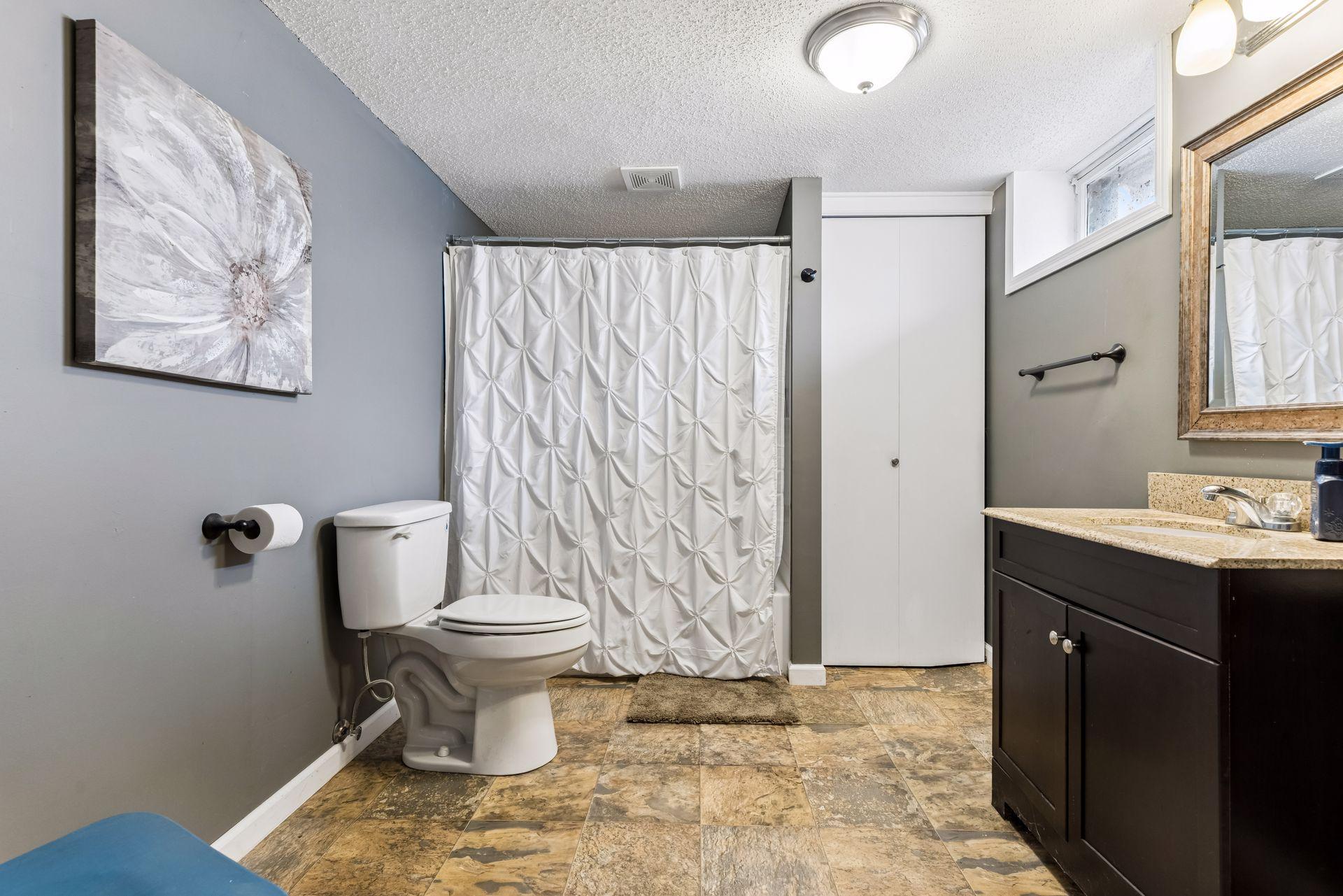 549 Doris Avenue Shoreview, MN 55126 - Photo 20 of 32