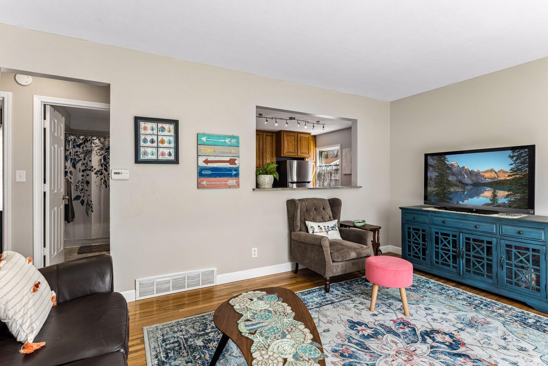 549 Doris Avenue Shoreview, MN 55126 - Photo 5 of 32