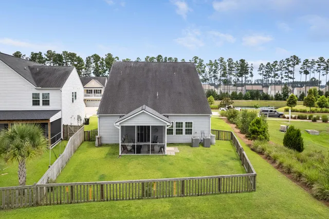 $429,900 | 721 Redbud Lane, Summerville, SC 29486