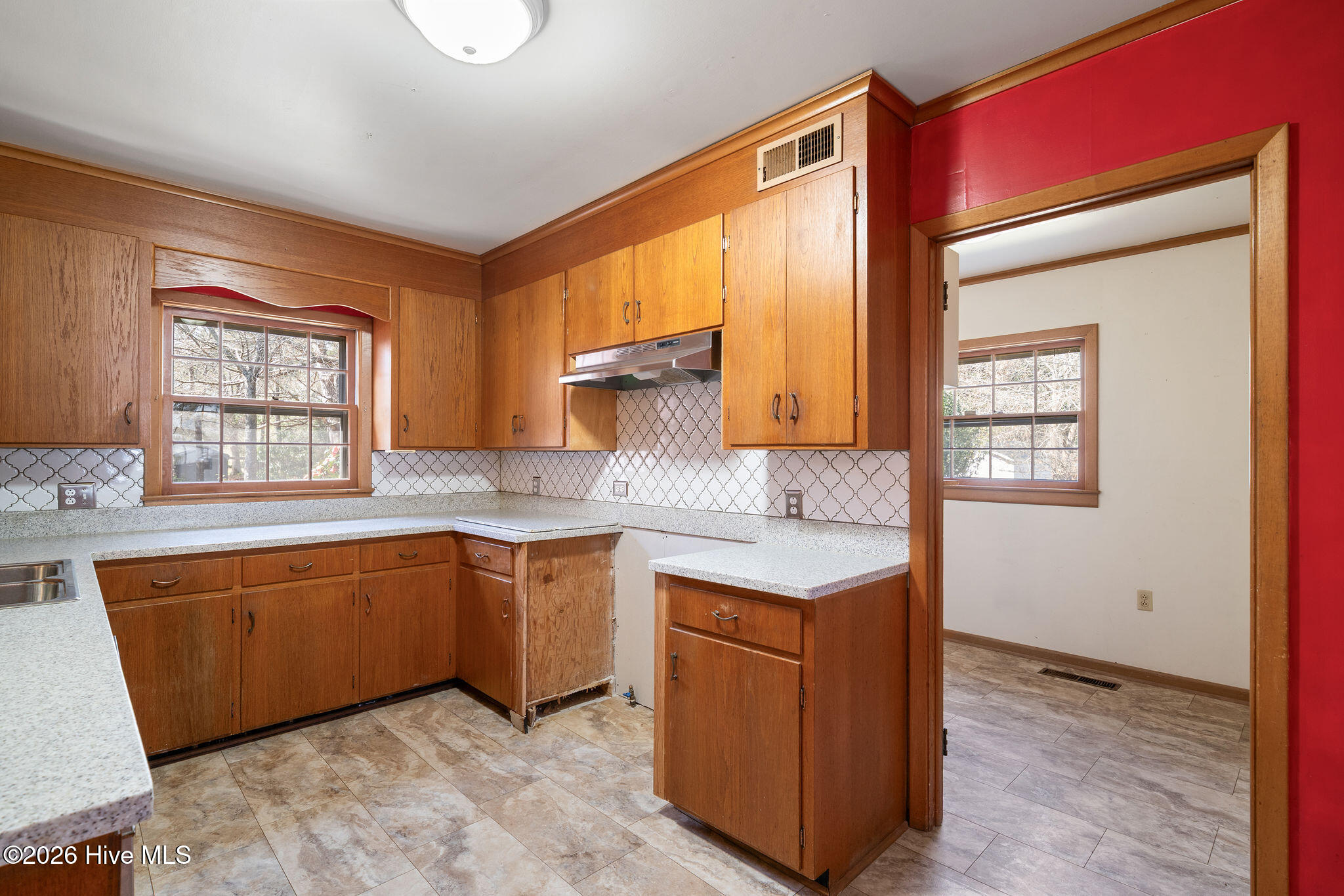 219 East Ridge Street Rose Hill, NC 28458 - Photo 11 of 28 219ridge-011