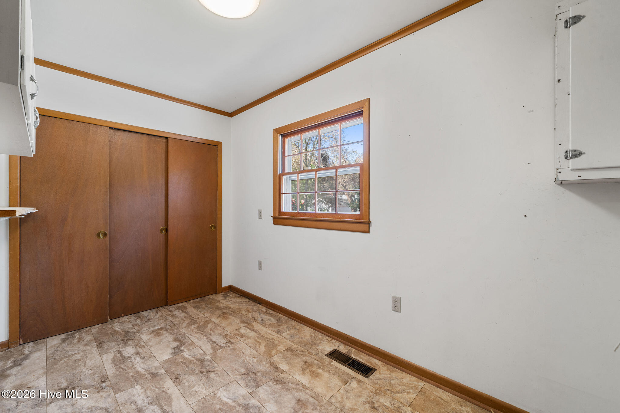 219 East Ridge Street Rose Hill, NC 28458 - Photo 12 of 28 219ridge-012