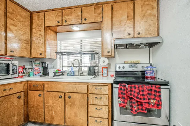 $855,000 | 5400 Amber Avenue, Clovis, CA 93619