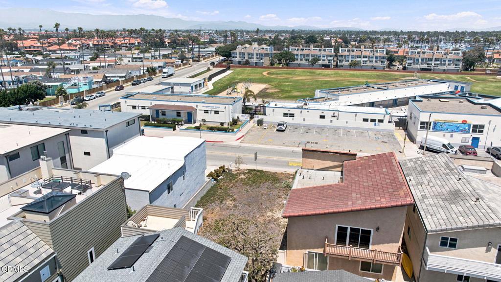 4049 Sunset Lane Oxnard, CA 93035 - Photo 7 of 14 6-web-or-mls-DJI_20260714124947_0311_D