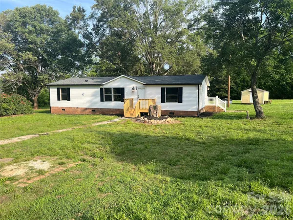 $269,500 | 373 Griggs Road, Clover, SC 29710