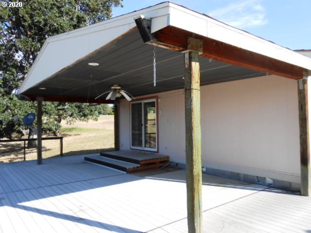 293 South Dea Road Tygh Valley, OR 97063 - Photo 5 of 26 Gallery Image 5