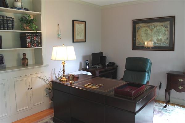 8 Sweeney Ridge Road Bedford, MA 01730 - Photo 21 of 30 Gallery Image 21