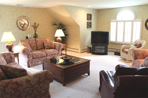 8 Sweeney Ridge Road Bedford, MA 01730 - Photo 24 of 30 Gallery Image 24