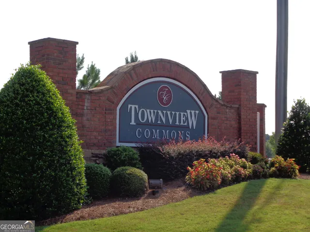 $1,995 | 233 Bobbie Way, Woodstock, GA 30189