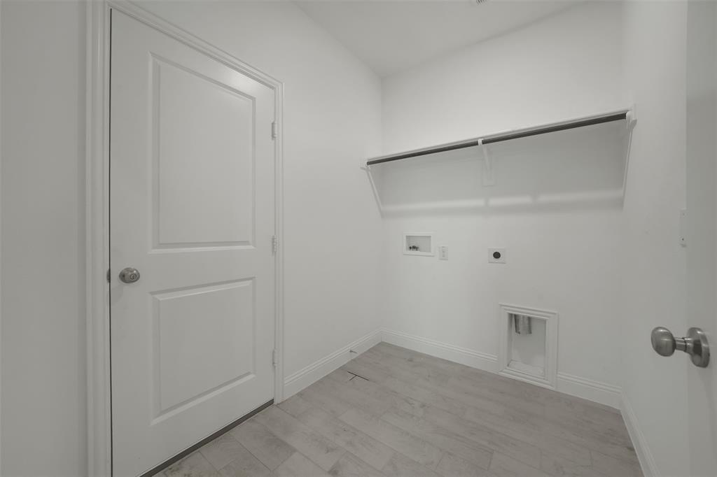 2901 Isla Terrace Princeton, TX 75407 - Photo 12 of 33 a view of an empty room