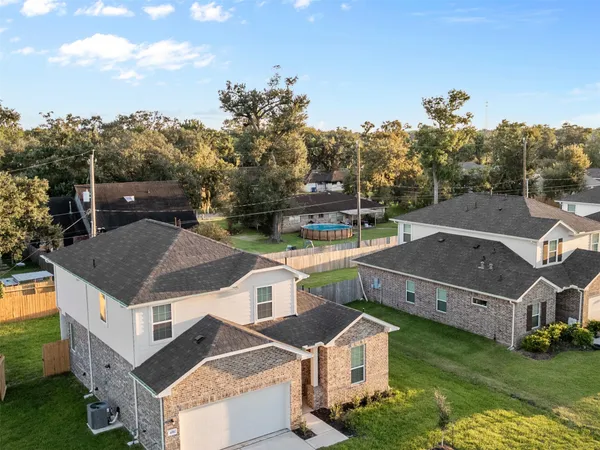$2,799 | 428 Magnolia Lane, Richwood, TX 77531