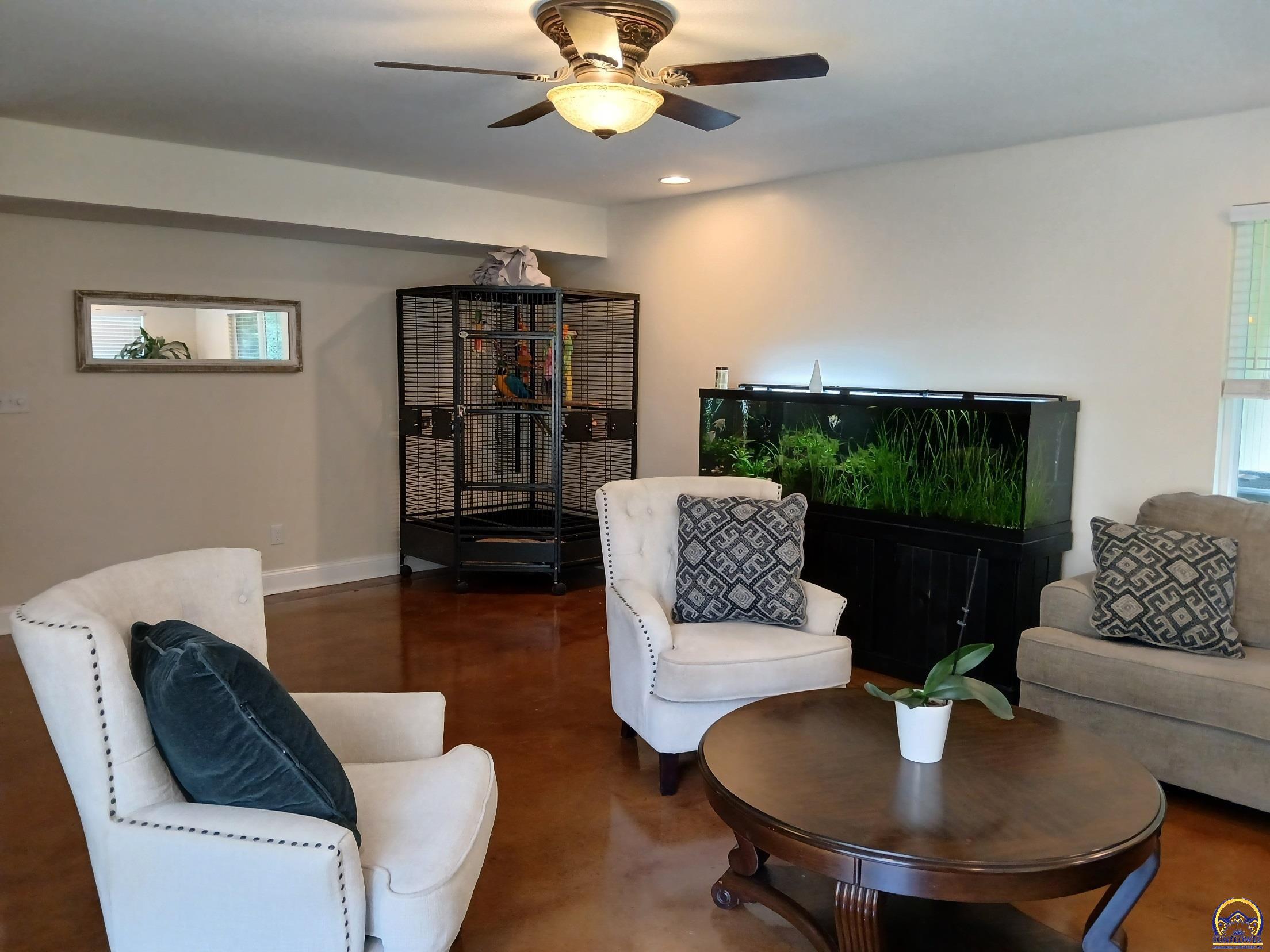 301 Southwest Yorkshire Road Topeka, KS 66606 - Photo 13 of 82