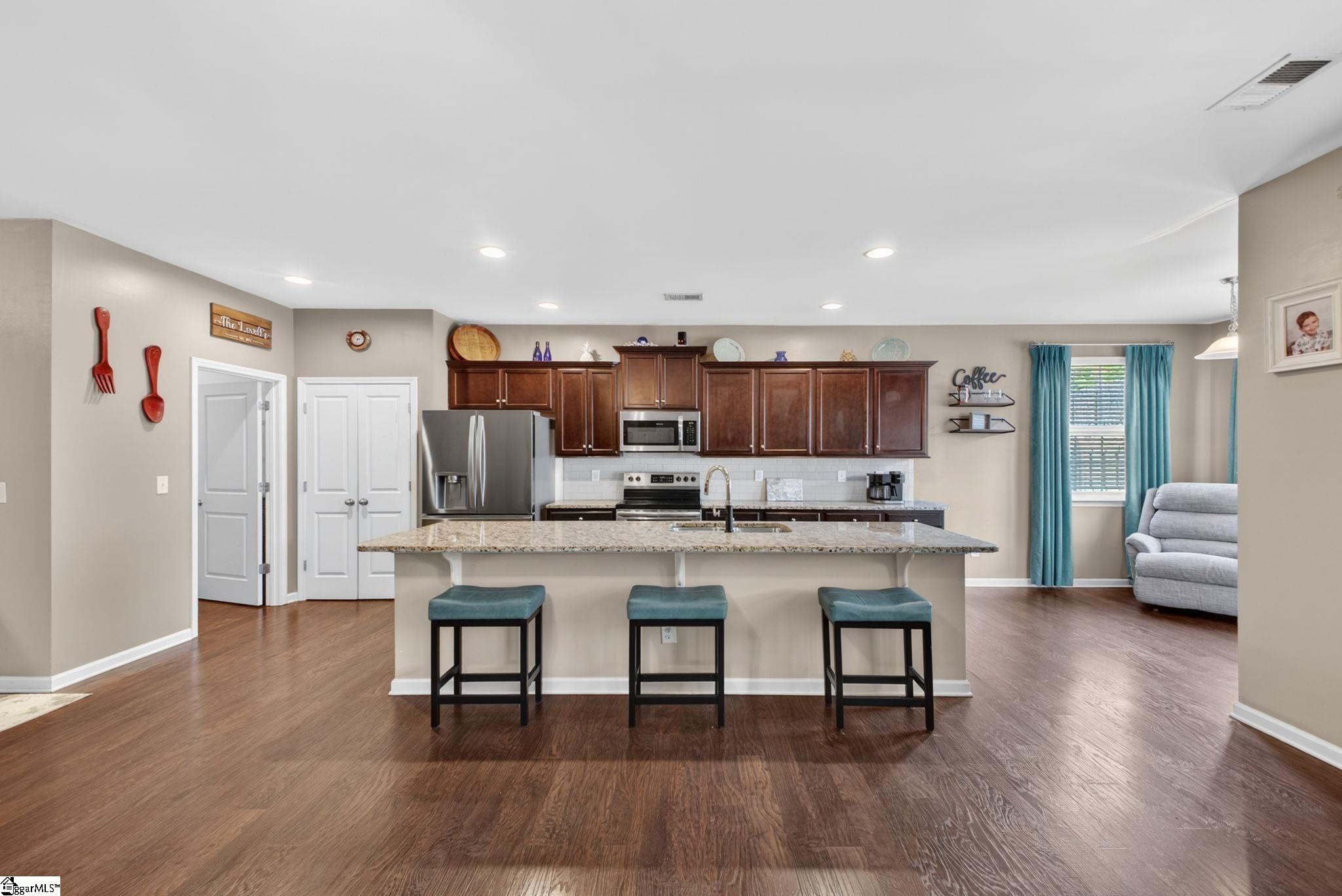 216 Lake Grove Road Simpsonville, SC 29681 - Photo 15 of 36 Gallery Image 15