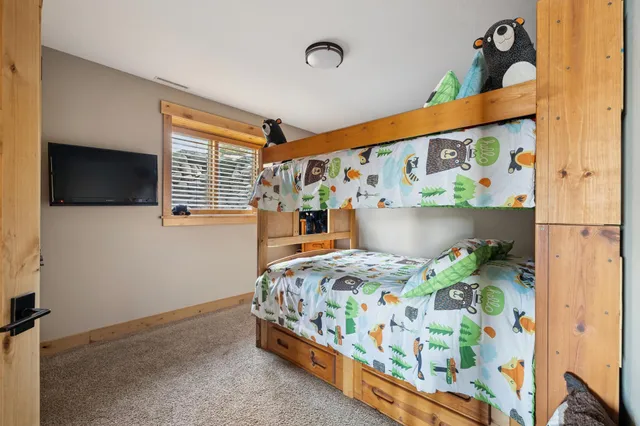 $2,500,000 | 13176 Albinson Road, Crosslake, MN 56442