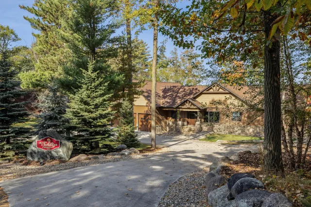 $2,500,000 | 13176 Albinson Road, Crosslake, MN 56442