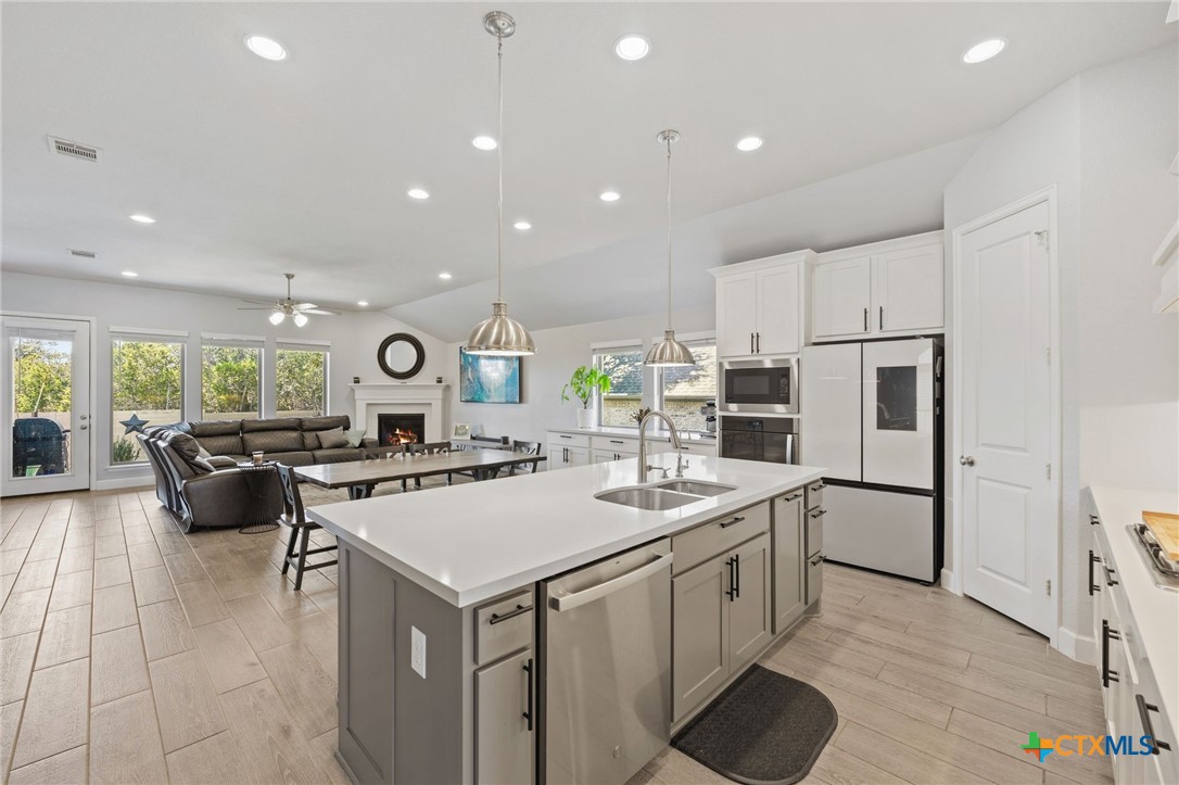 343 Sugarcane New Braunfels, TX 78132 - Photo 14 of 48