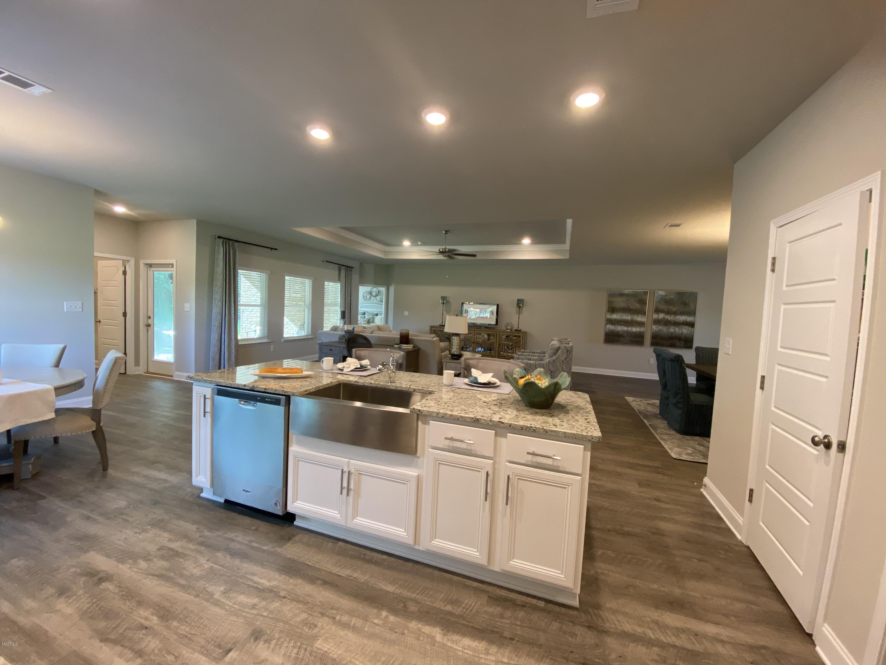 11191 Shorecrest Road Biloxi, MS 39532 - Photo 14 of 26 F3691D43-623D-4171-9F71-FCD56277C97A