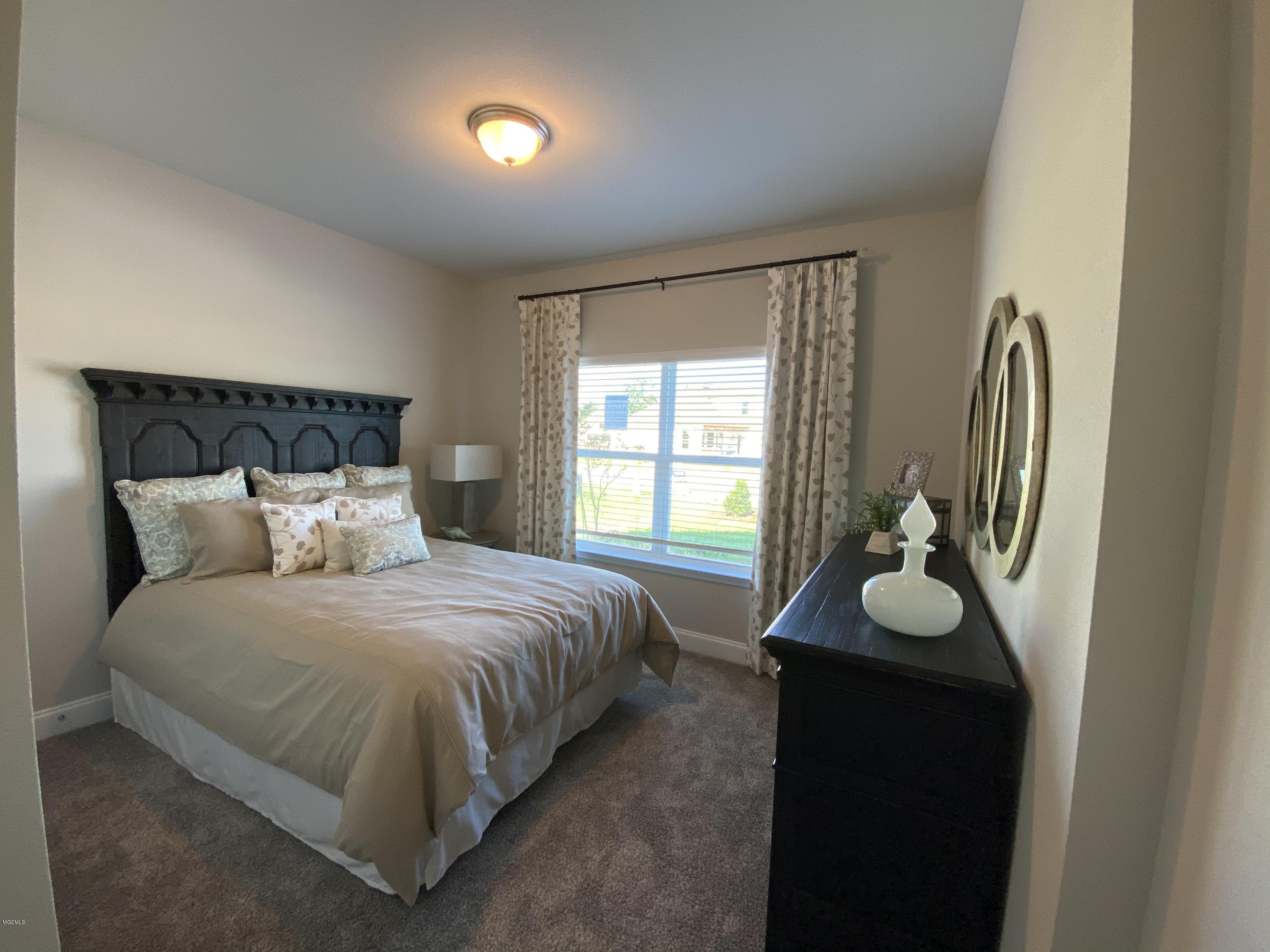 11191 Shorecrest Road Biloxi, MS 39532 - Photo 20 of 26 Destin Bedroom 2 (2)