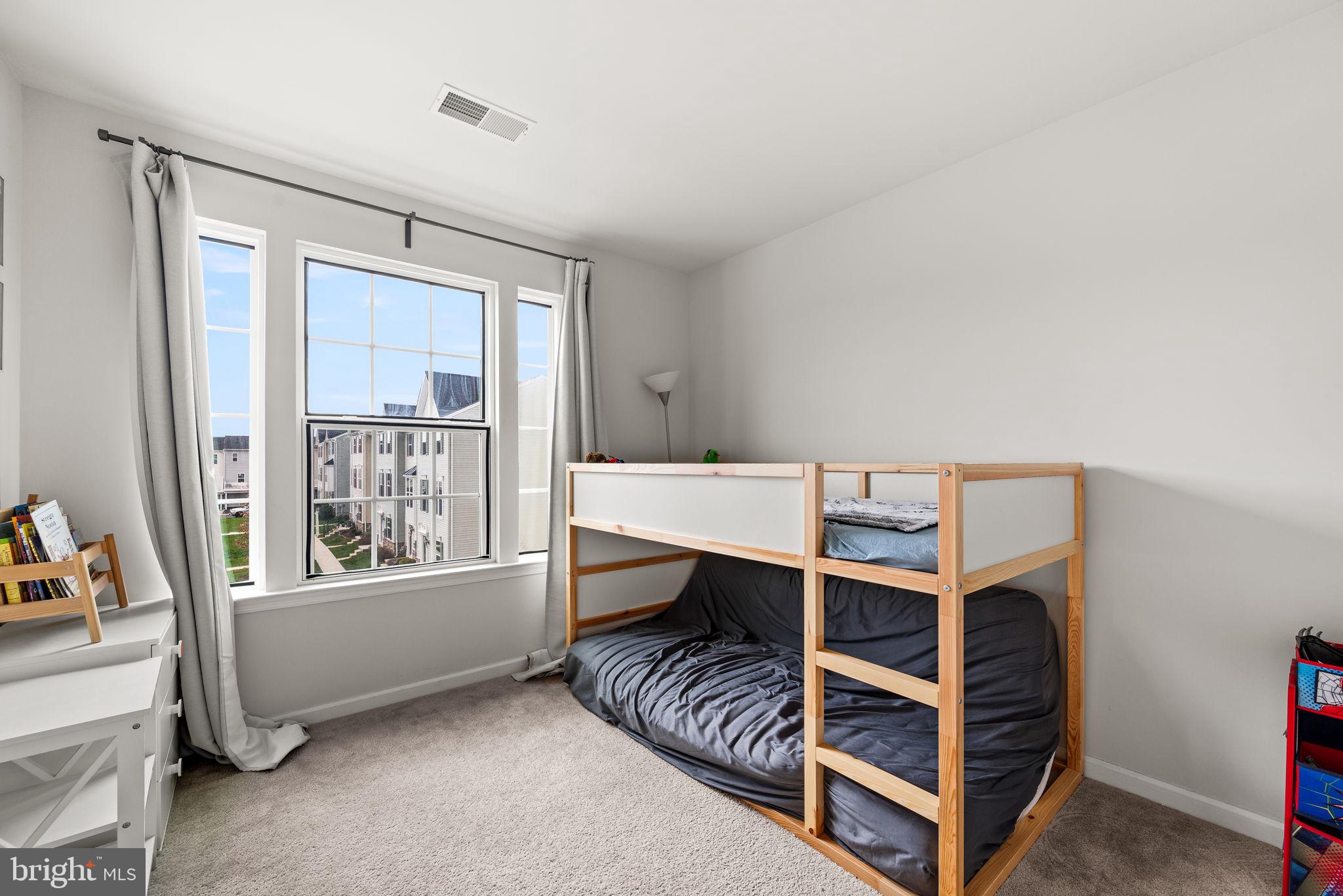 627 Columbus Drive Spring City, PA 19475 - Photo 10 of 13