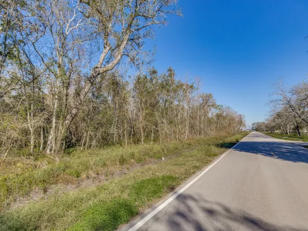 $139,000 | 647 Guy Tx 77444, Guy, TX 77444