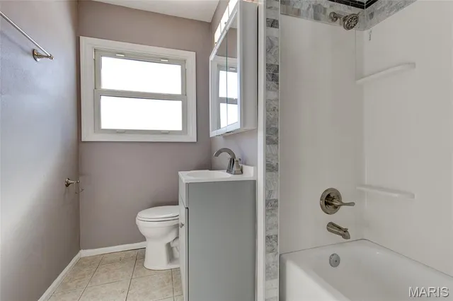 $144,900 | 1351 Brushey Grove Avenue, Wood River, IL 62095