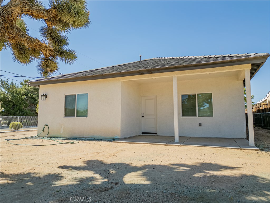 16150 Smoke Tree Street Hesperia, CA 92345 - Photo 13 of 41