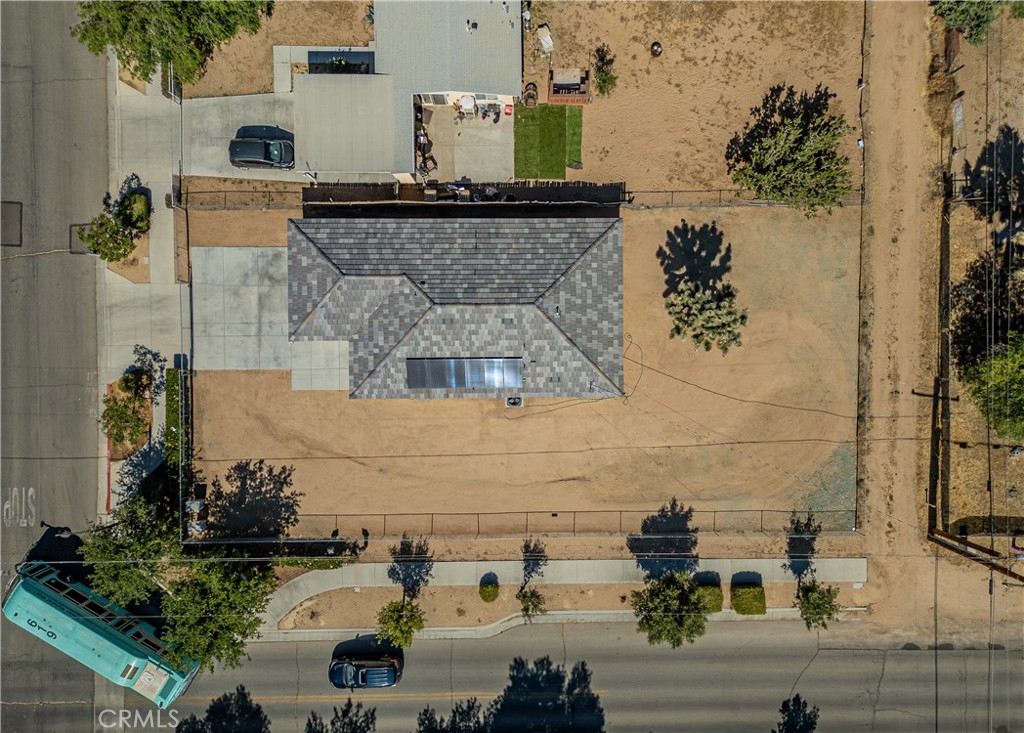 16150 Smoke Tree Street Hesperia, CA 92345 - Photo 2 of 41