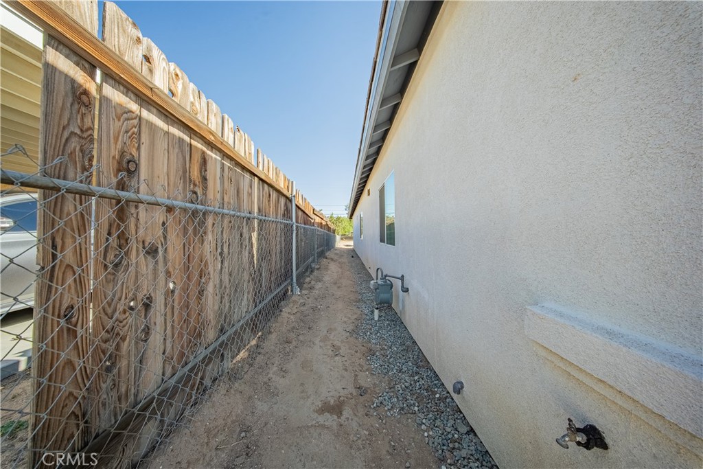 16150 Smoke Tree Street Hesperia, CA 92345 - Photo 41 of 41