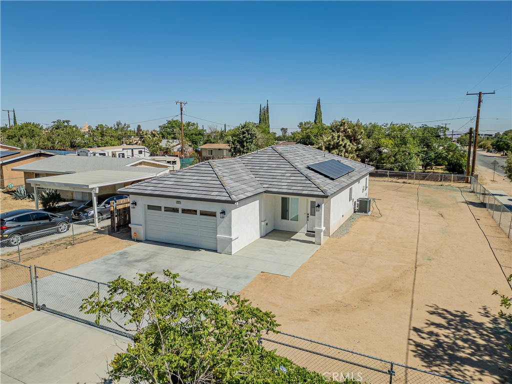 16150 Smoke Tree Street Hesperia, CA 92345 - Photo 5 of 41