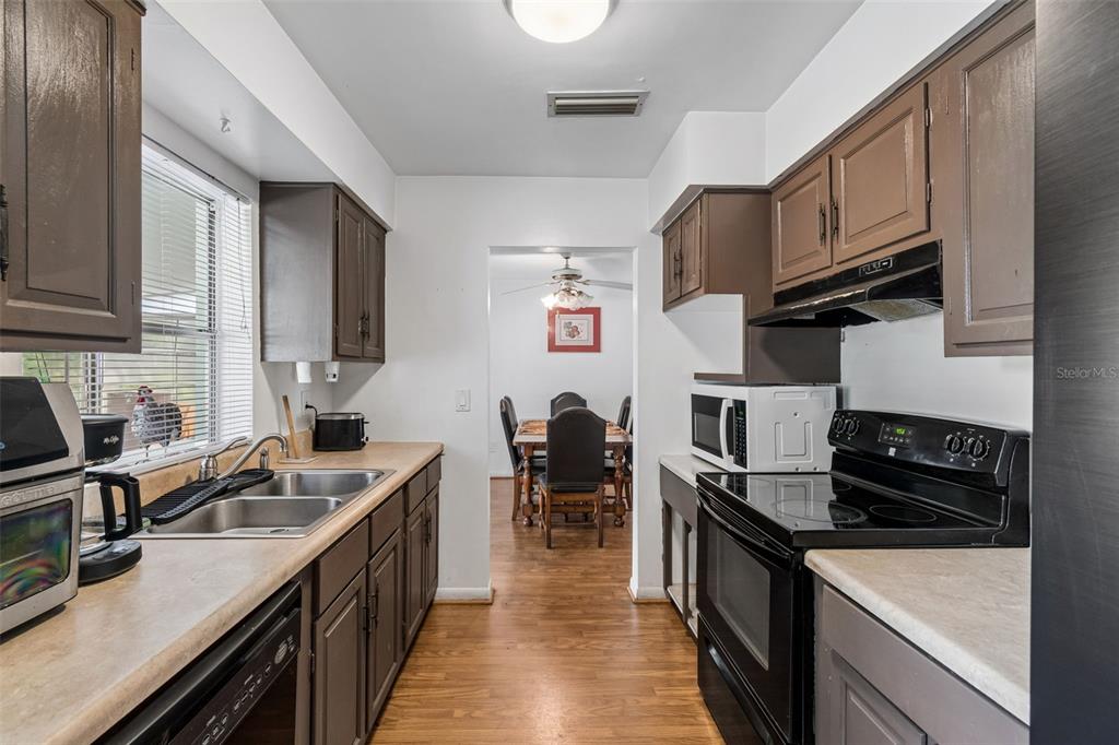 6395 Treehaven Drive Spring Hill, FL 34606 - Photo 10 of 27