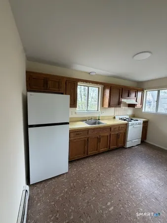 $2,600 | 53 1/2 Glenwood Avenue, Unit A, Norwalk, CT 06854