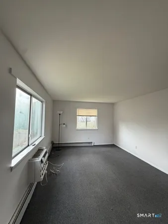 $2,600 | 53 1/2 Glenwood Avenue, Unit A, Norwalk, CT 06854