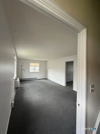 $2,600 | 53 1/2 Glenwood Avenue, Unit A, Norwalk, CT 06854