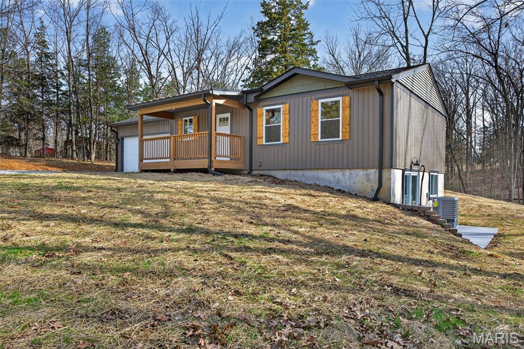 13556 Rustic Valley Road Wright City, MO 63390 - Photo 3 of 58