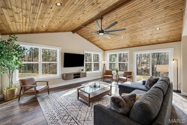 $490,000 | 13556 Rustic Valley Road, Wright City, MO 63390
