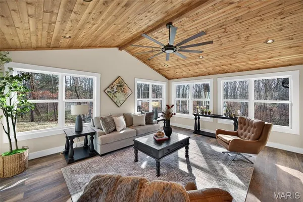 $490,000 | 13556 Rustic Valley Road, Wright City, MO 63390