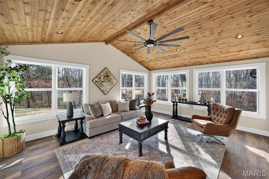 13556 Rustic Valley Road Wright City, MO 63390 - Photo 10 of 58