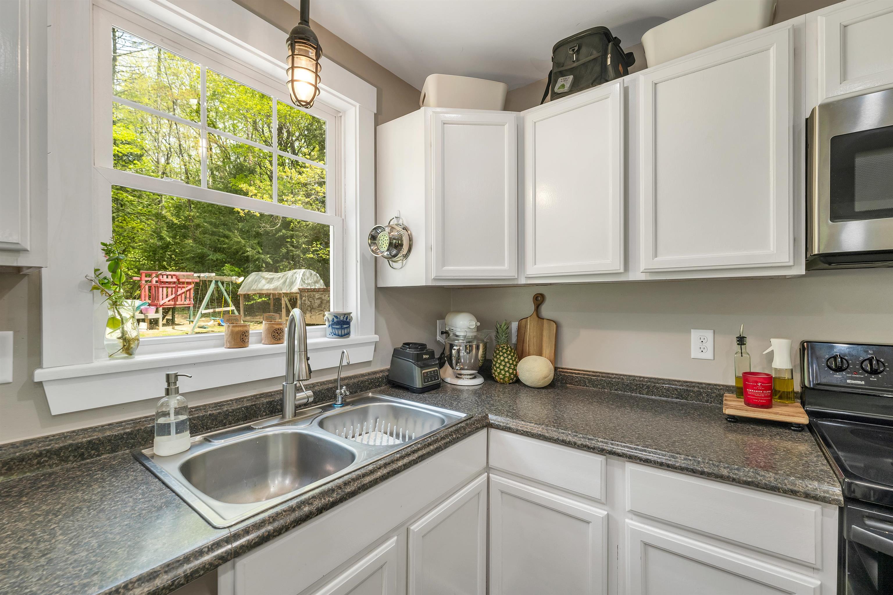 97 Parade Road Barnstead, NH 03218 - Photo 7 of 47 Gallery Image 7