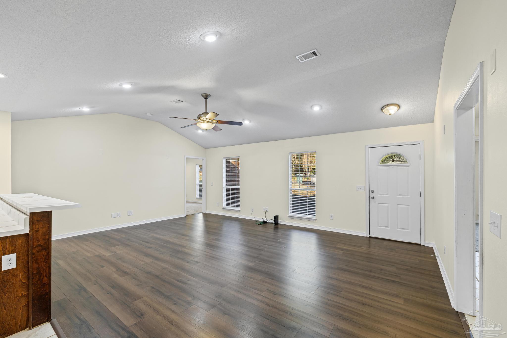 1507 Rivers Street Pensacola, FL 32514 - Photo 3 of 51 Gallery Image 3