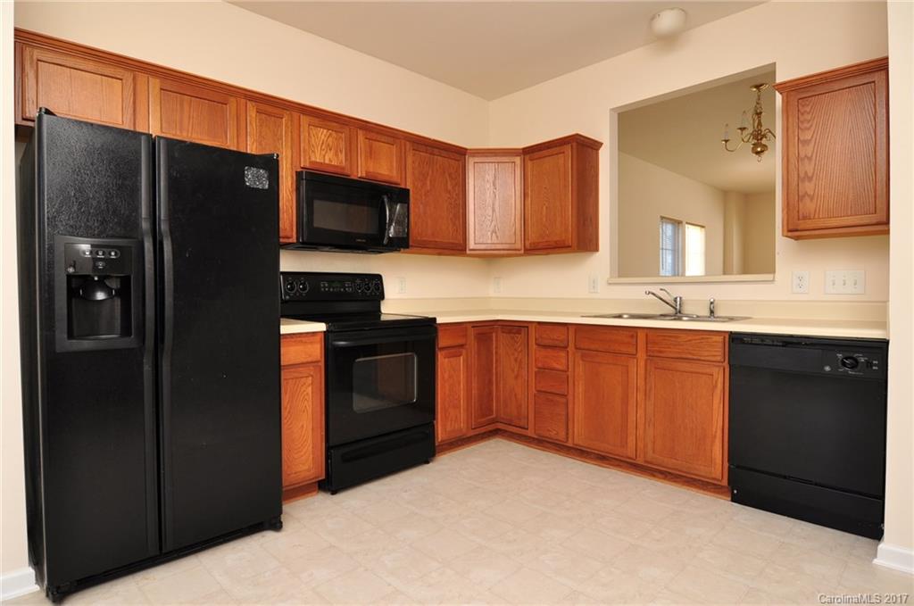 10319 Garrett Grigg Road Charlotte, NC 28262 - Photo 3 of 15