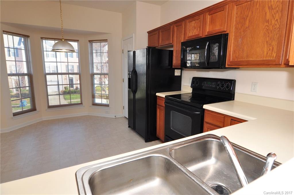 10319 Garrett Grigg Road Charlotte, NC 28262 - Photo 4 of 15