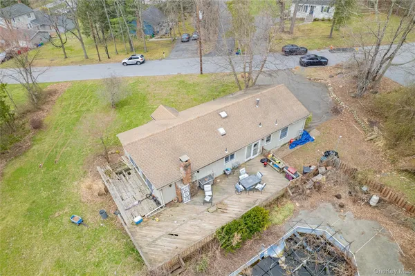 $585,888 | 6 Strawberry Hill Lane, West Nyack, NY 10994