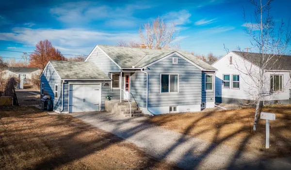 $257,000 | 811 Howell Avenue, Worland, WY 82401