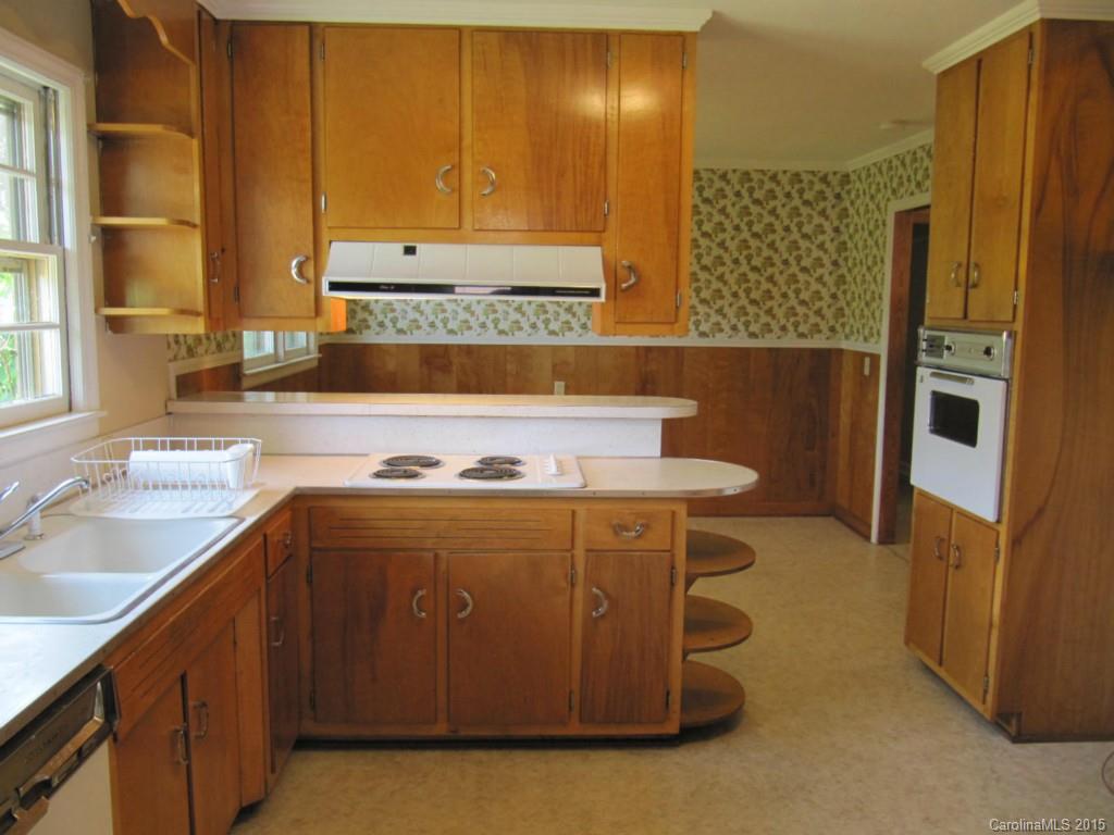 242 Mariposa Road Stanley, NC 28164 - Photo 11 of 24 Gallery Image 11