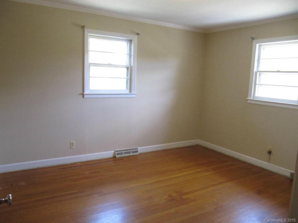 242 Mariposa Road Stanley, NC 28164 - Photo 16 of 24 Gallery Image 16