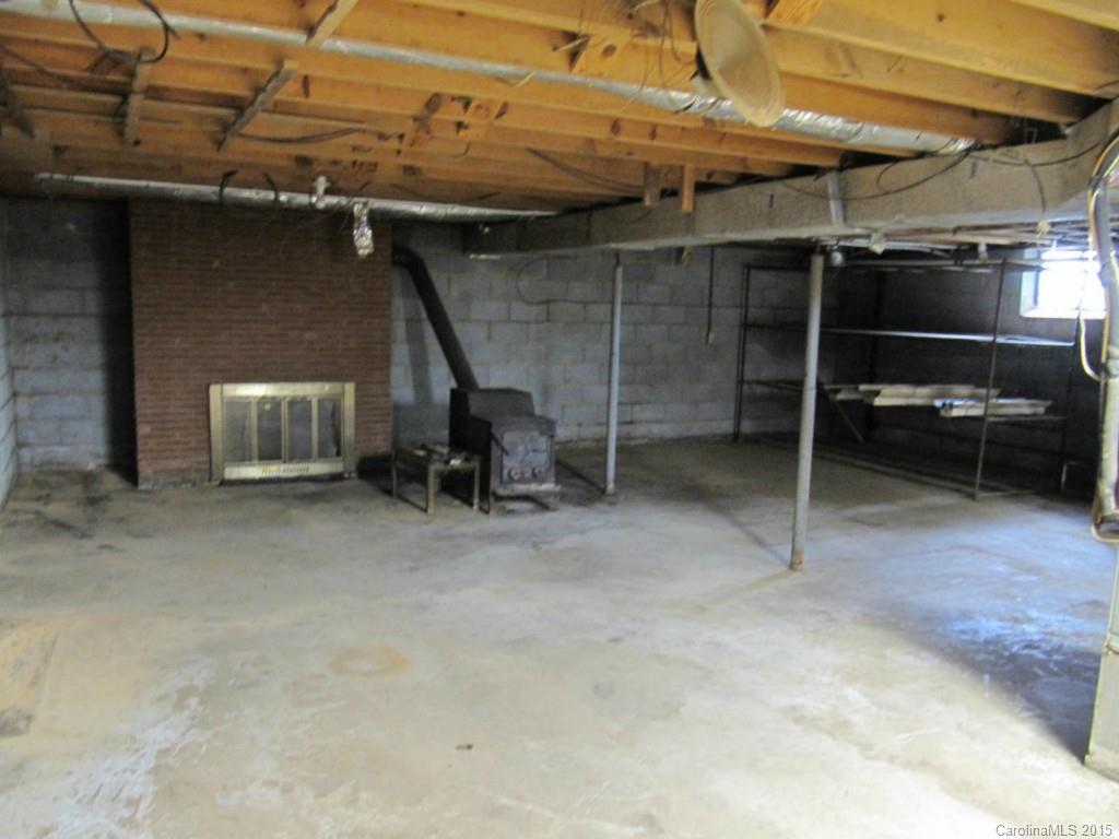 242 Mariposa Road Stanley, NC 28164 - Photo 19 of 24 Gallery Image 19