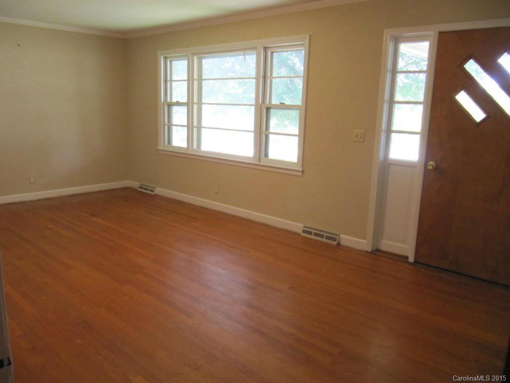 242 Mariposa Road Stanley, NC 28164 - Photo 7 of 24 Gallery Image 7