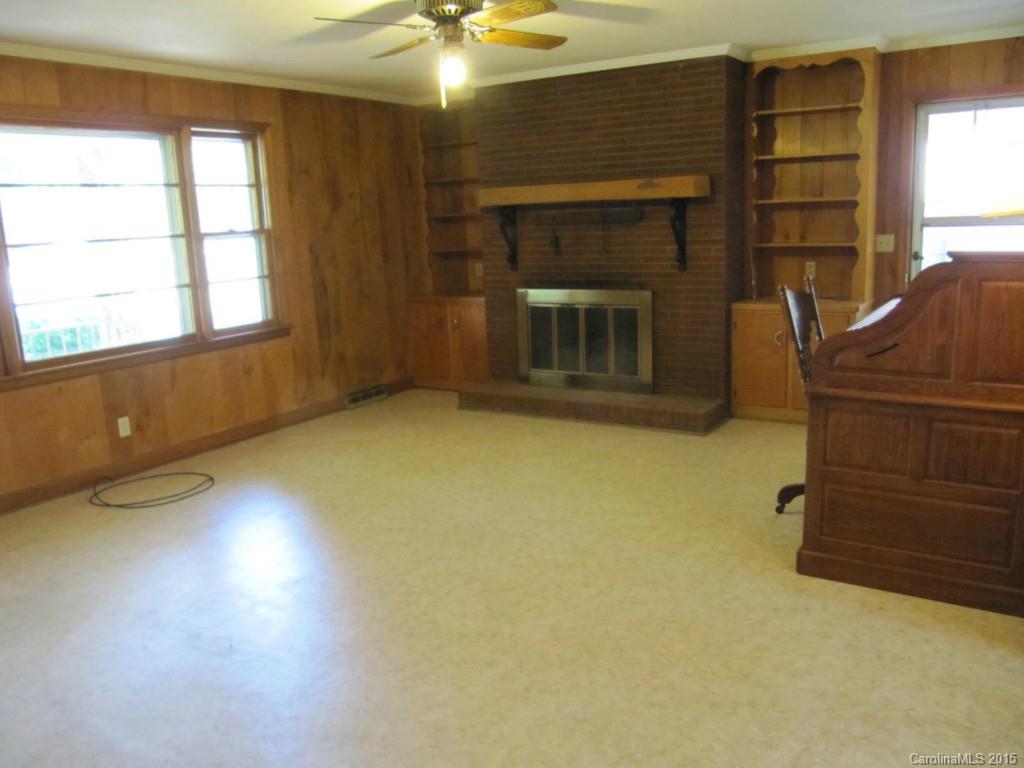 242 Mariposa Road Stanley, NC 28164 - Photo 8 of 24 Gallery Image 8