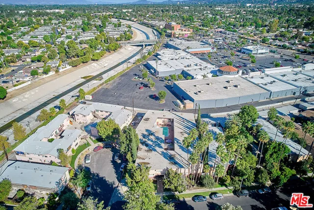 $399,000 | 6520 Shirley Avenue, Unit 14, Reseda, CA 91335